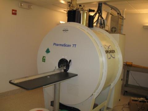 Bruker 13 cm 7T Horizontal Bore MRI Scanner