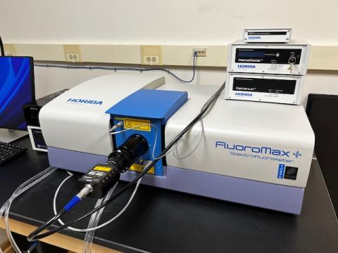 Horiba Fluoromax showing laser diode module for TCSPC lifetime measurements.
